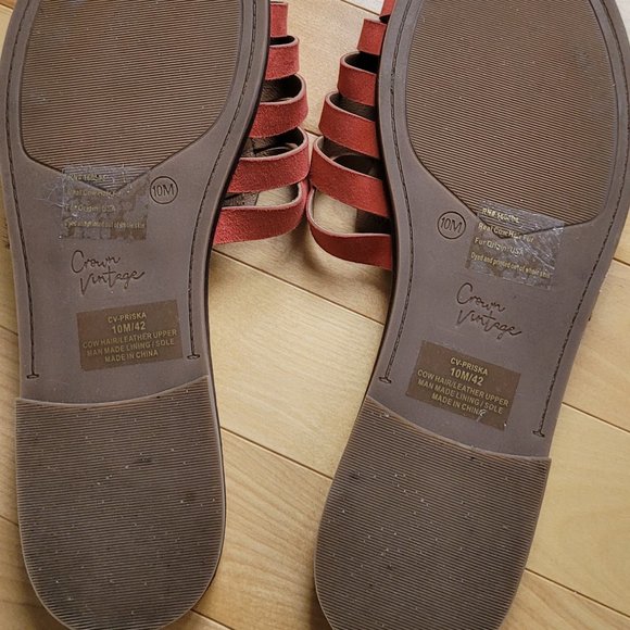 Sandals - Picture 6 of 7